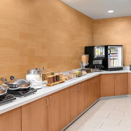 Springhill Suites Detroit Оберн-Хиллс Экстерьер фото