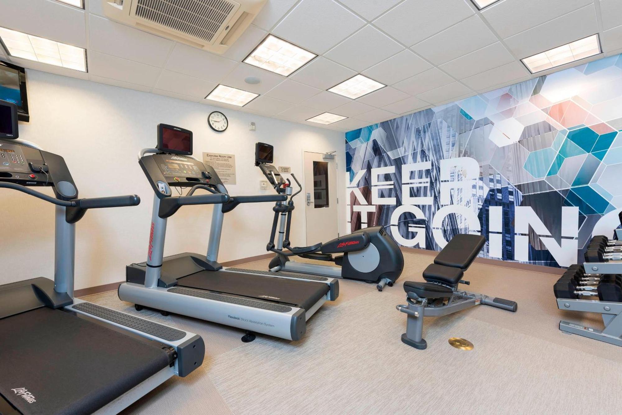 Springhill Suites Detroit Оберн-Хиллс Экстерьер фото