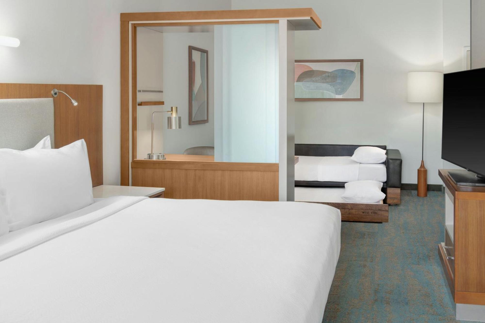 Springhill Suites Detroit Оберн-Хиллс Экстерьер фото