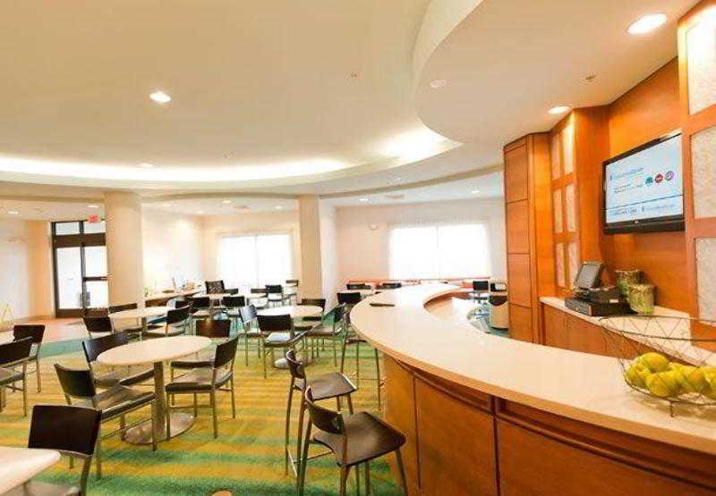 Springhill Suites Detroit Оберн-Хиллс Ресторан фото